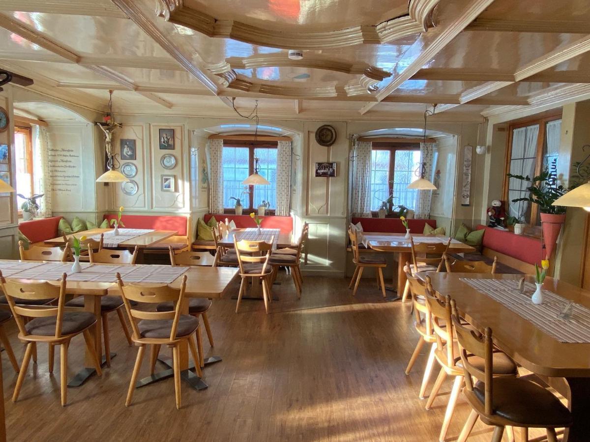 Gasthof - Pension - Adler Вайлер-Зимерберг Екстериор снимка