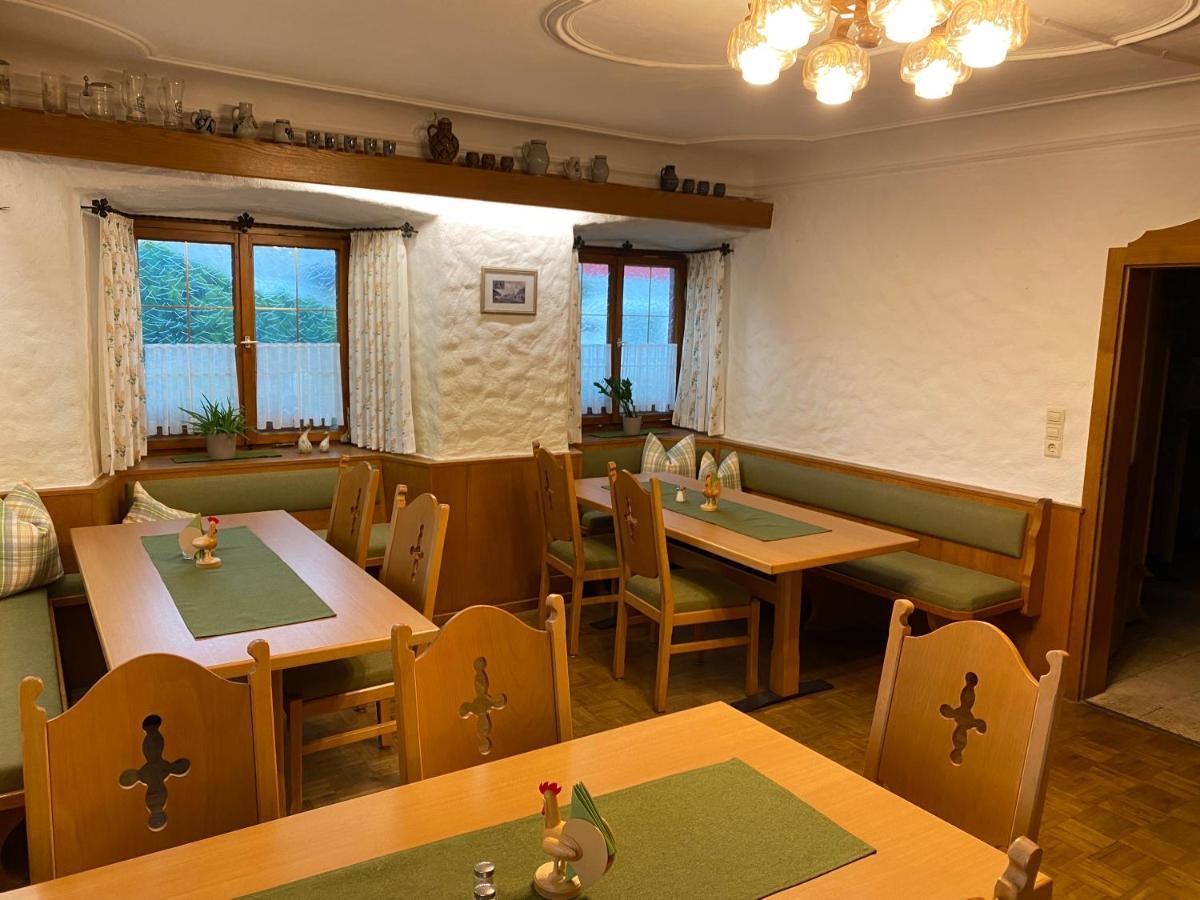 Gasthof - Pension - Adler Вайлер-Зимерберг Екстериор снимка