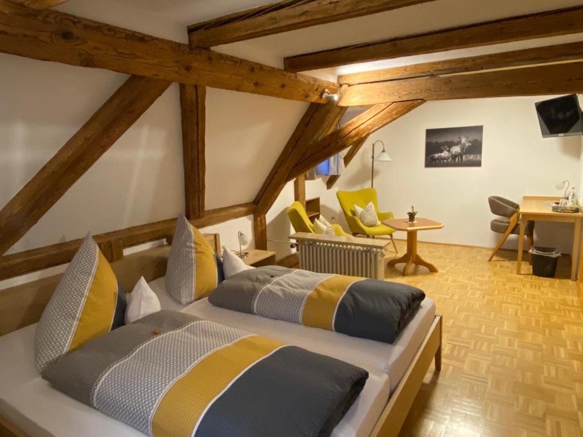 Gasthof - Pension - Adler Вайлер-Зимерберг Екстериор снимка