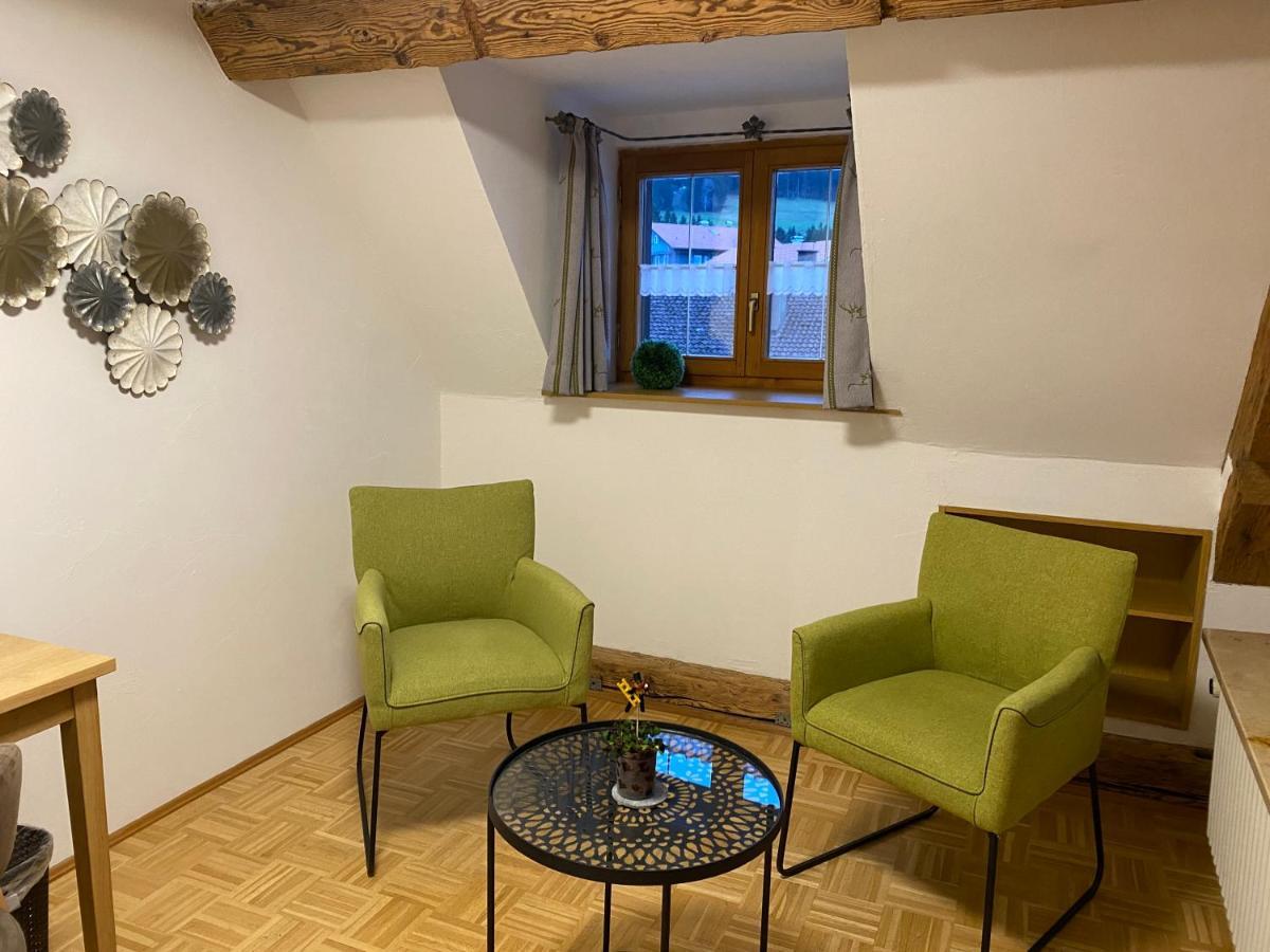 Gasthof - Pension - Adler Вайлер-Зимерберг Екстериор снимка